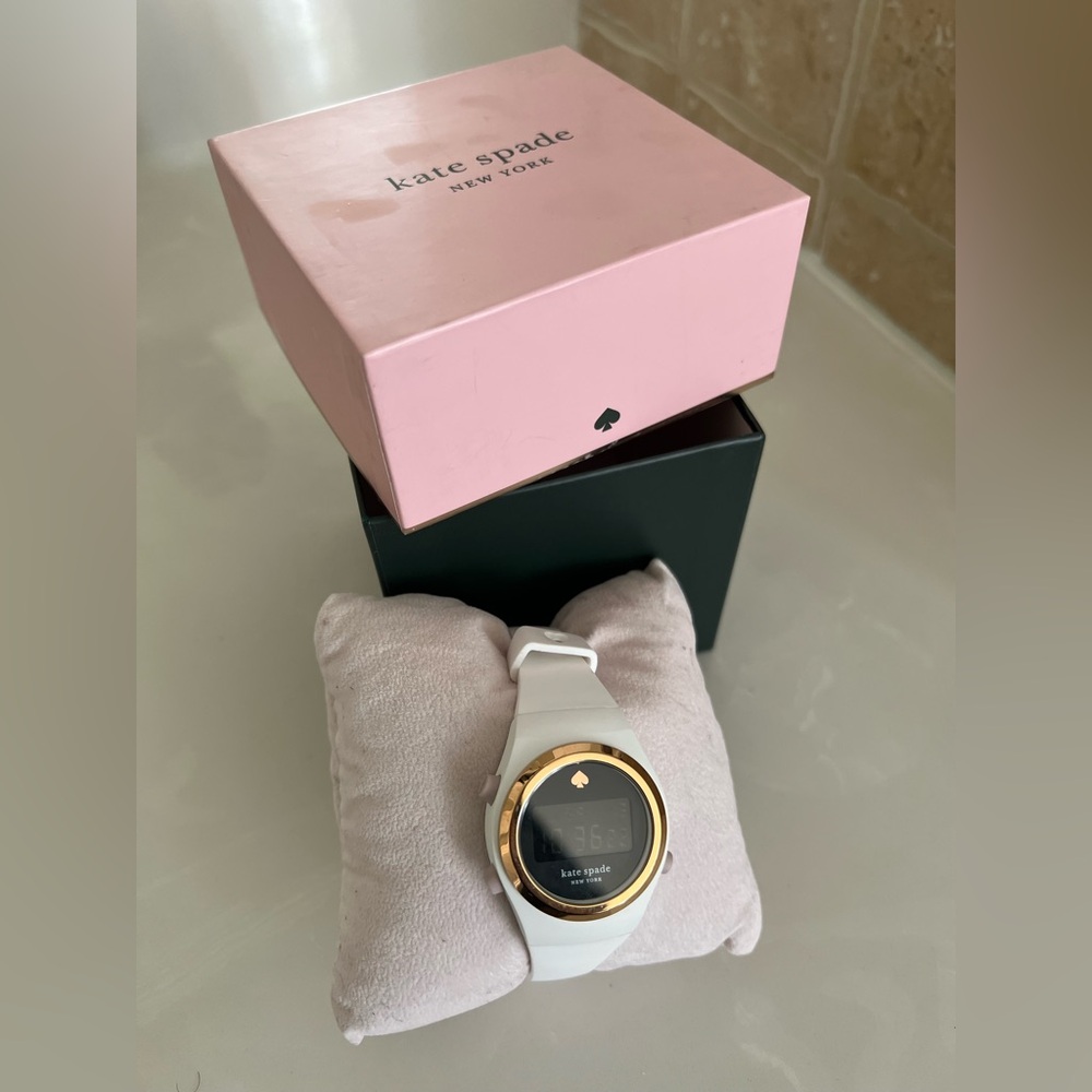 Rumsey White Silicone Digital Watch